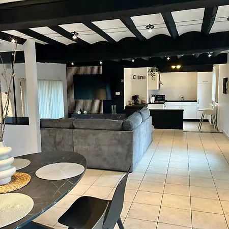 L De L Entre Potes Scandinavia *